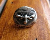 Fine Silver Bee Button