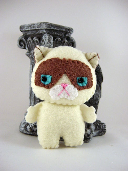 Grumpy Neko Keychain Charm Plush Ornament