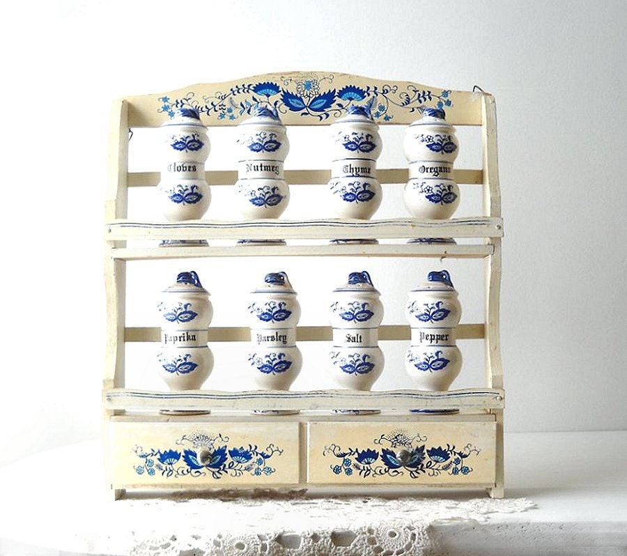 Blue Onion Danube Spice Rack - 8 Ceramic Shakers - Vintage Japan