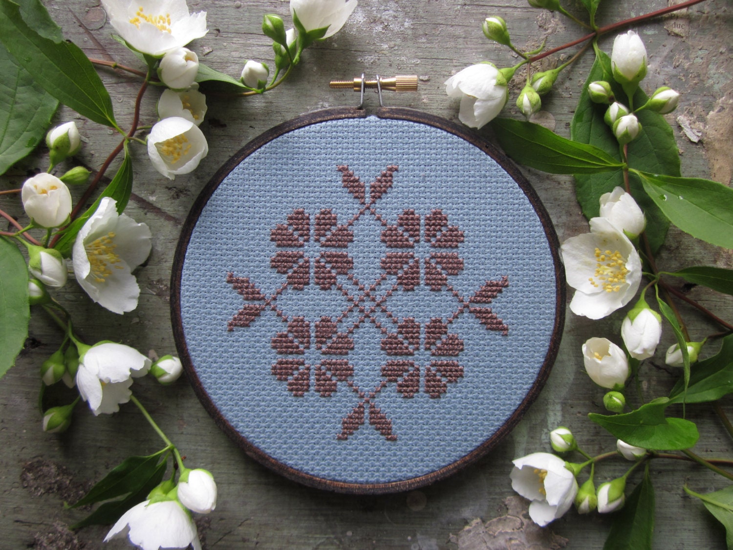 diy x-stitch kit (materials and pattern) frame-it-in-the-hoop - Calico Flowers