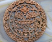 Magnificent French gilding gingerbrass flower basket stamping to embellish or not..