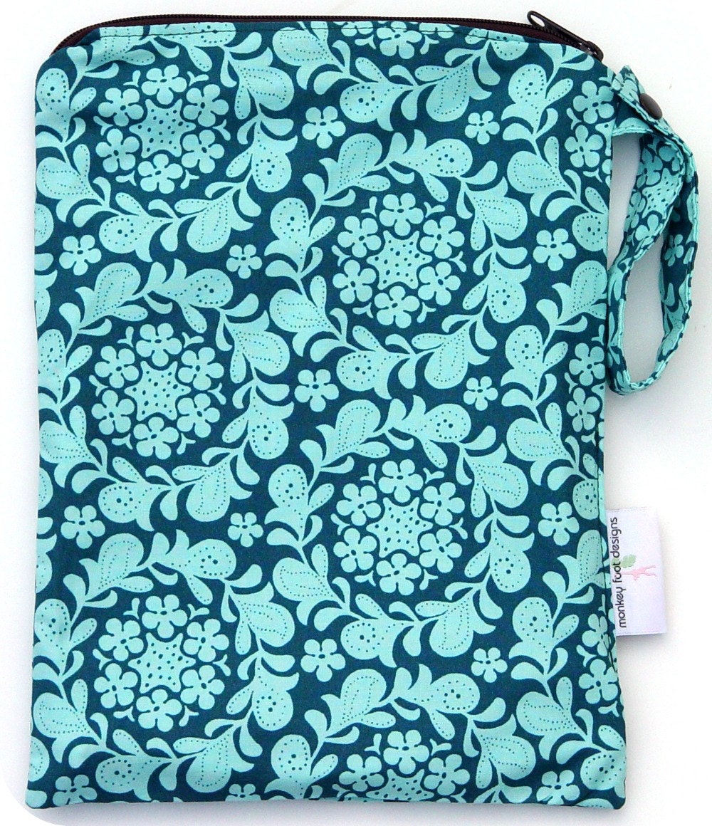Medium 9 x 12 Wet bag Swim / Diapers / Gym / Sandi Henderson Turquoise Henna Fabric  /  SEALED SEAMS and Snap Strap