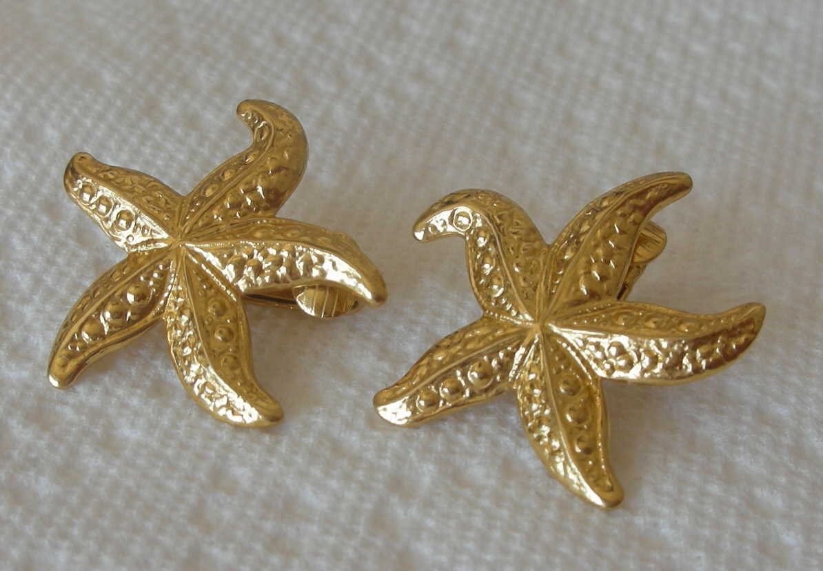 Vintage Gold tone Starfish Clip Back Earrings Nautical