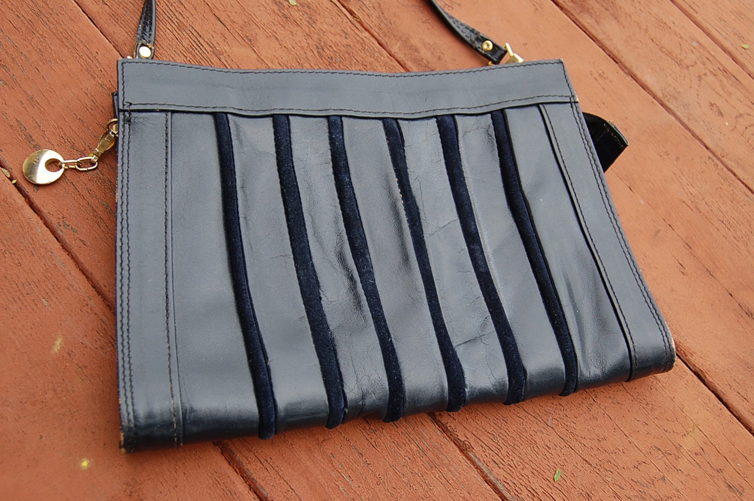 Vintage 1980's Navy blue MANTESSA leather clutch bag purse HANDMADE in ITALY