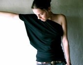 Off shoulder Tshirt Black one shoulder asymmetrical tank top - women clothes cusomizable
