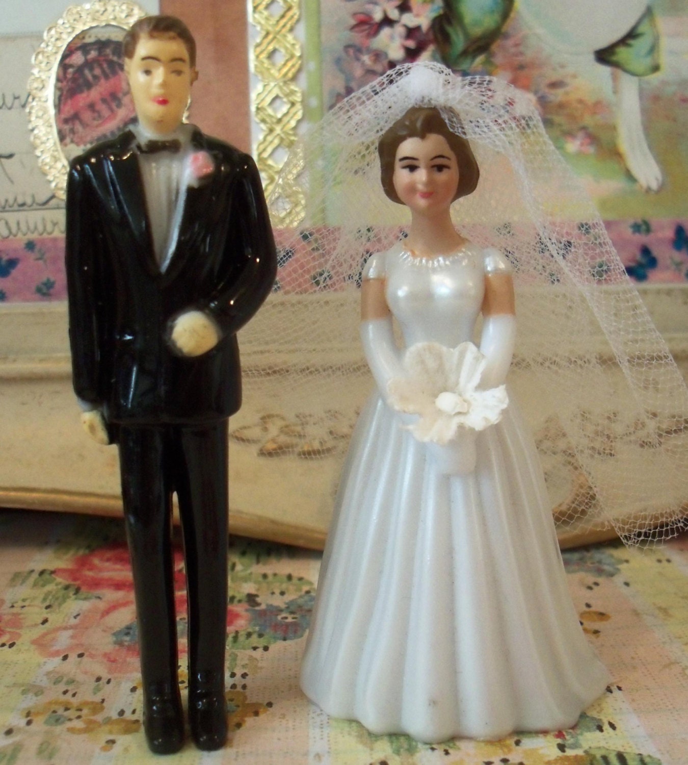 Vintage / Wedding Cake Toppers / Miniature Bride and Groom / Set of Two / Pedestal Included