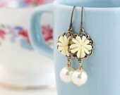 Ivory Flower Earrings - Wedding Jewelry - Ivory Earrings - Ivory Glass Pearl Bead, Drop Earrings