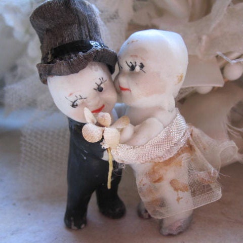 Darling little 1920s Rose O'Neil Bisque Kewpie Cake Topper Couple, Bridal, Wedding