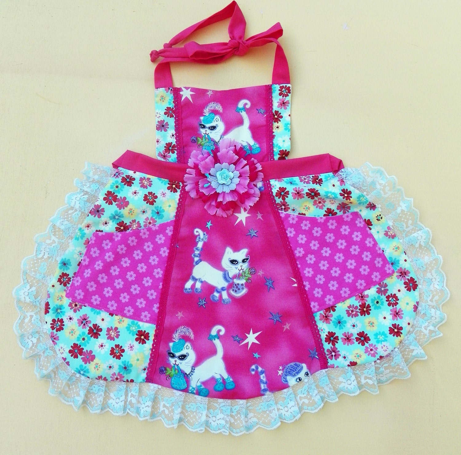 Diva Kitty Apron