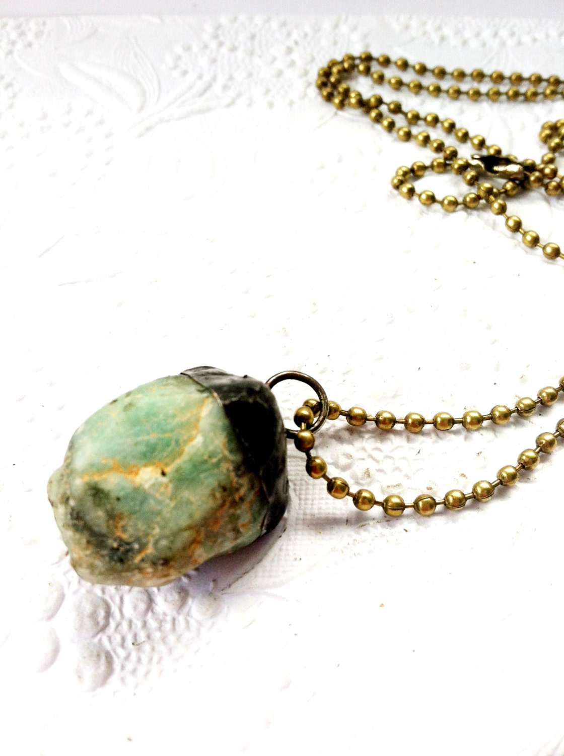 Emerald Crystal Necklace, May Birthstone Pendant, Emerald Necklace, Rough Cut Crystal Jewelry, Green Crystal Pendant, Crystal Pendulum
