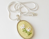 White Daisies Necklace silk ribbon embroidery