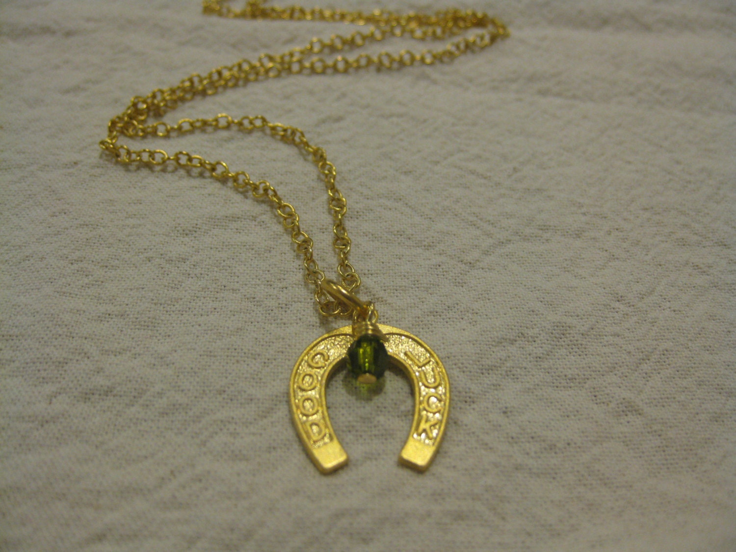 Horse shoe, good luck, gold-plated necklace, Irish day, good luck pendant, lucky charm, St. Patrick's Day, green