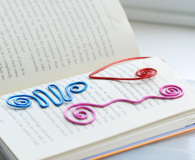 Wire Bookmarks, Colorful Bookmarks, Squiggle Bookmarks, Set of 3, Book Lover Gift, Teacher Gift, Metal Bookmarks, Blue, Pink, Red