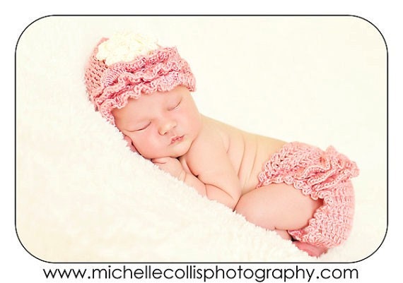 Newborn  Photo Prop Hat &  Diaper Cover - Baby Photography Porps - Hand Crochet - Choose your size and color