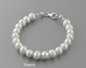 Elegant and classy WHITE freshwater pearls Bracelet with sterling silver finishing for BRIDE Bridesmaids wedding Delicate Subtle Jewelry