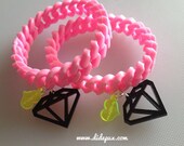 stretching Plastic baby pink bracelet