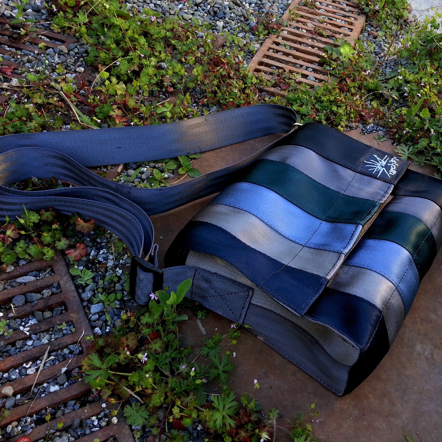 Seatbelt bag purse messenger bag computer ipad Eco friendly bag made from repurposed seat belts