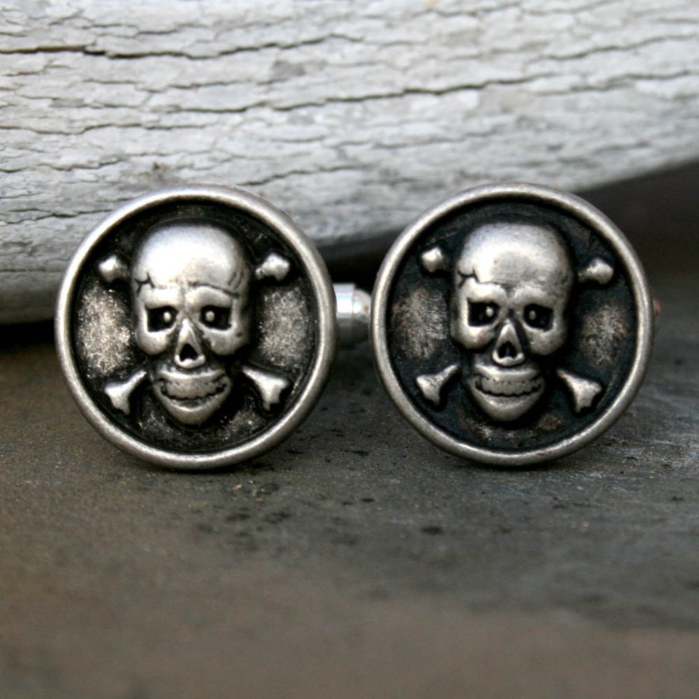 Cufflinks - Skull and Crossbones