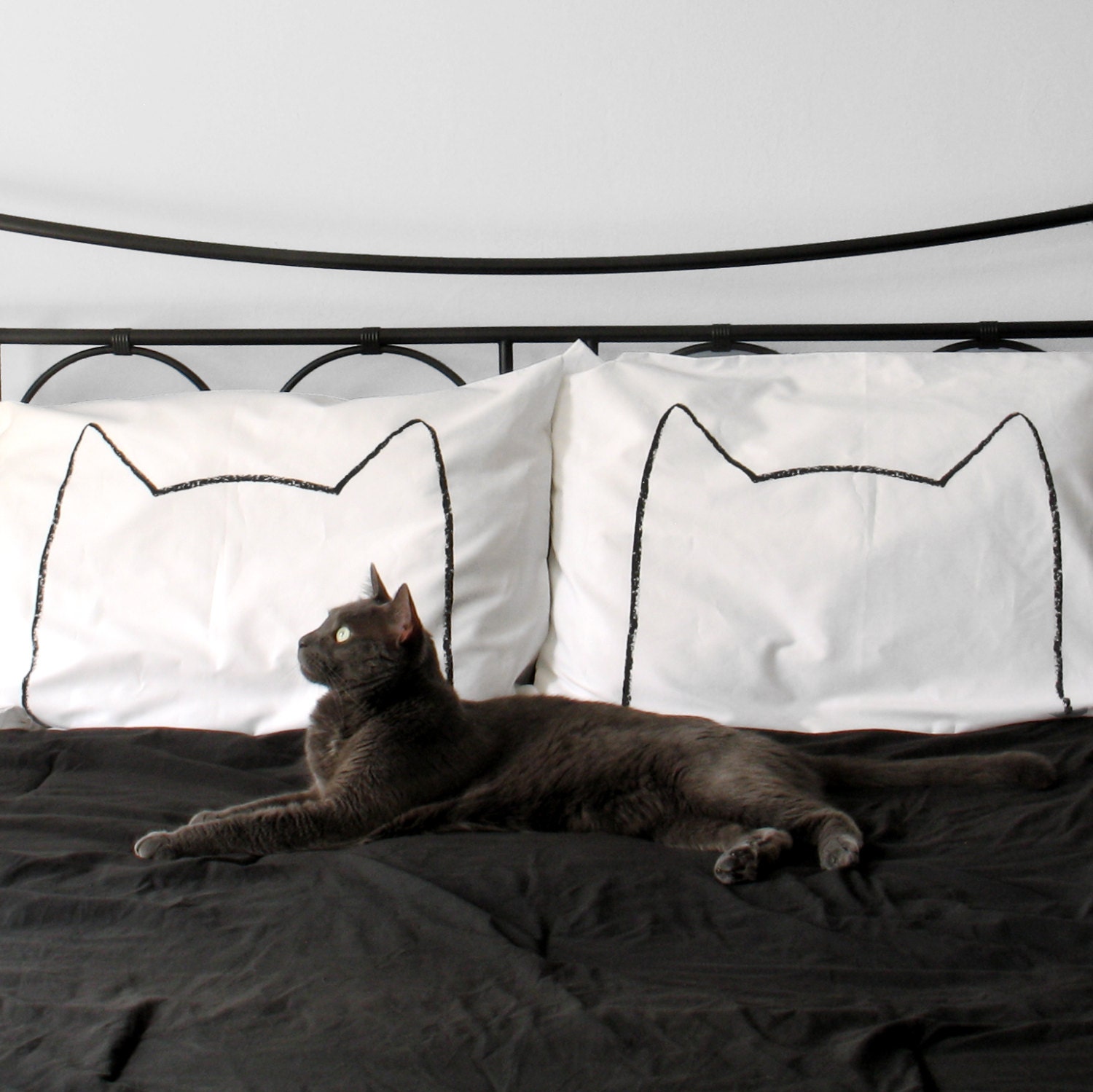 Cat Nap Pillow case Set , Egyptian Cotton pillowcases 440TC - modern home decor bedding, cat lover, decorative pillow, kitten, pet lover