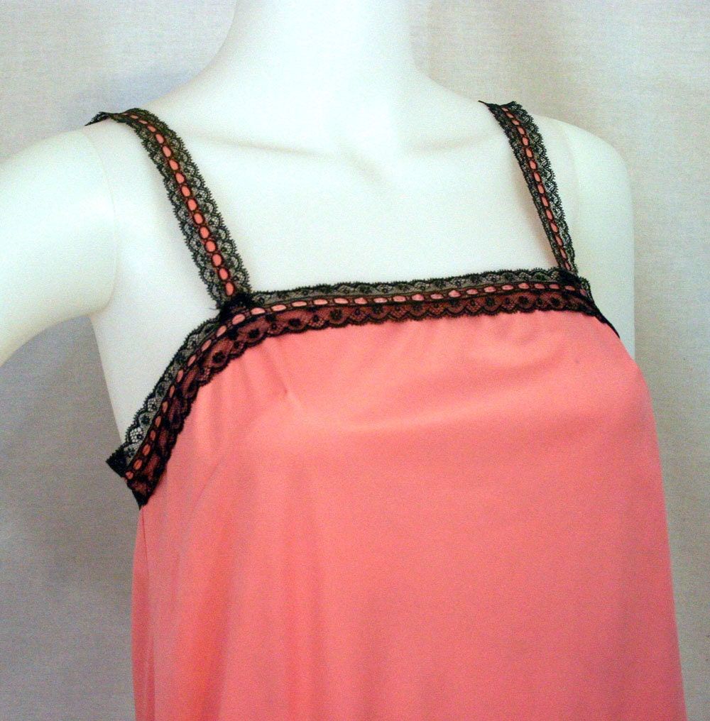 60s Pink Van Raalte Ful Slip With Black Lace, 32 - Vintage Lingerie