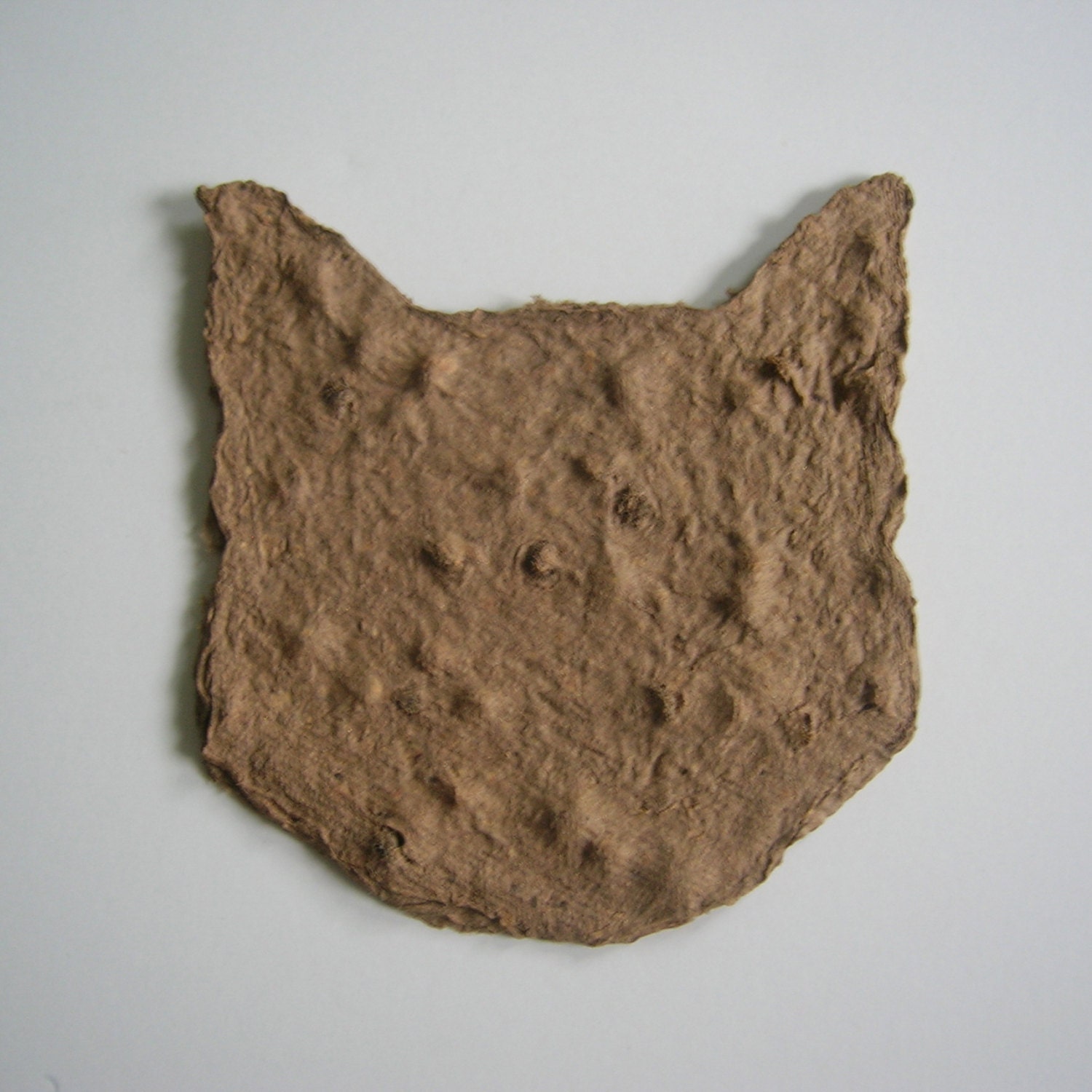Pet sympathy gift for a cat lover - Memorial made from recycled handmade paper and Chinese Forget-Me-Not flower seeds - Feline