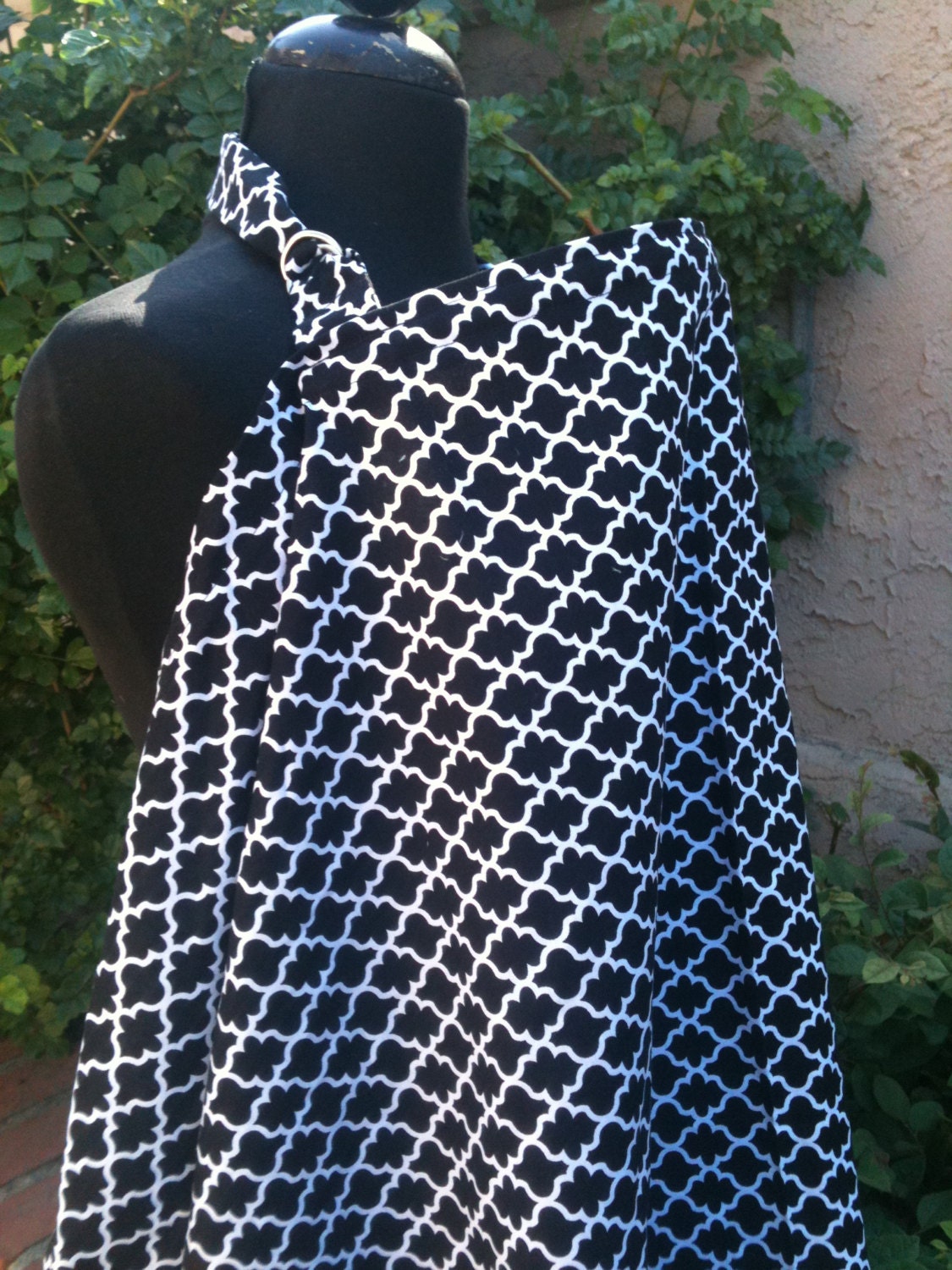 Nursing Cover - Black and White Lattice