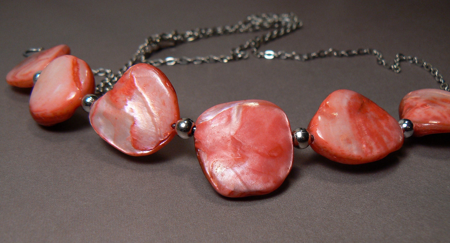 Pink Necklace, Pink Mother Of Pearl Shell Necklace, Pewter Silver Necklace, Shell Necklace, Rose Pink Jewelry, Long Pink Necklace