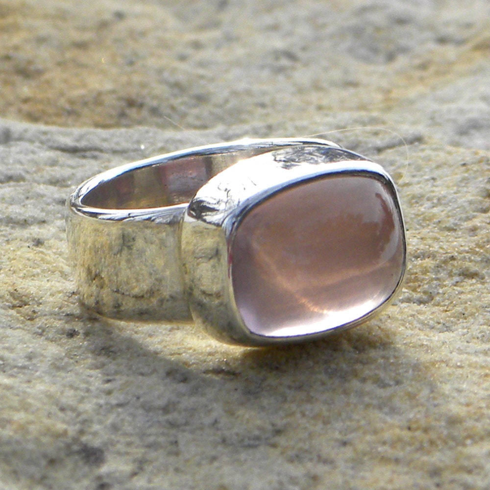 Sterling silver ring with AAA quality rose quartz cabochon