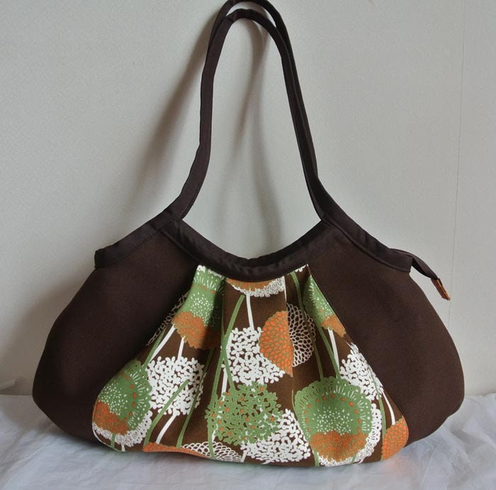 Zippered Extra large Canvas granny bag, Flower in Brown