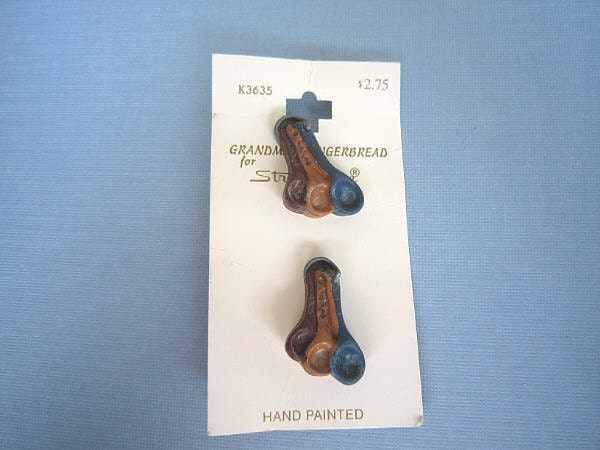 Novelty Buttons - Kitchen Measuring Spoons - Grandmas Gingerbread for Streamline
