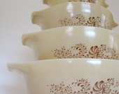 Vintage Homestead Brown Pyrex Cinderella Bowl Complete Set