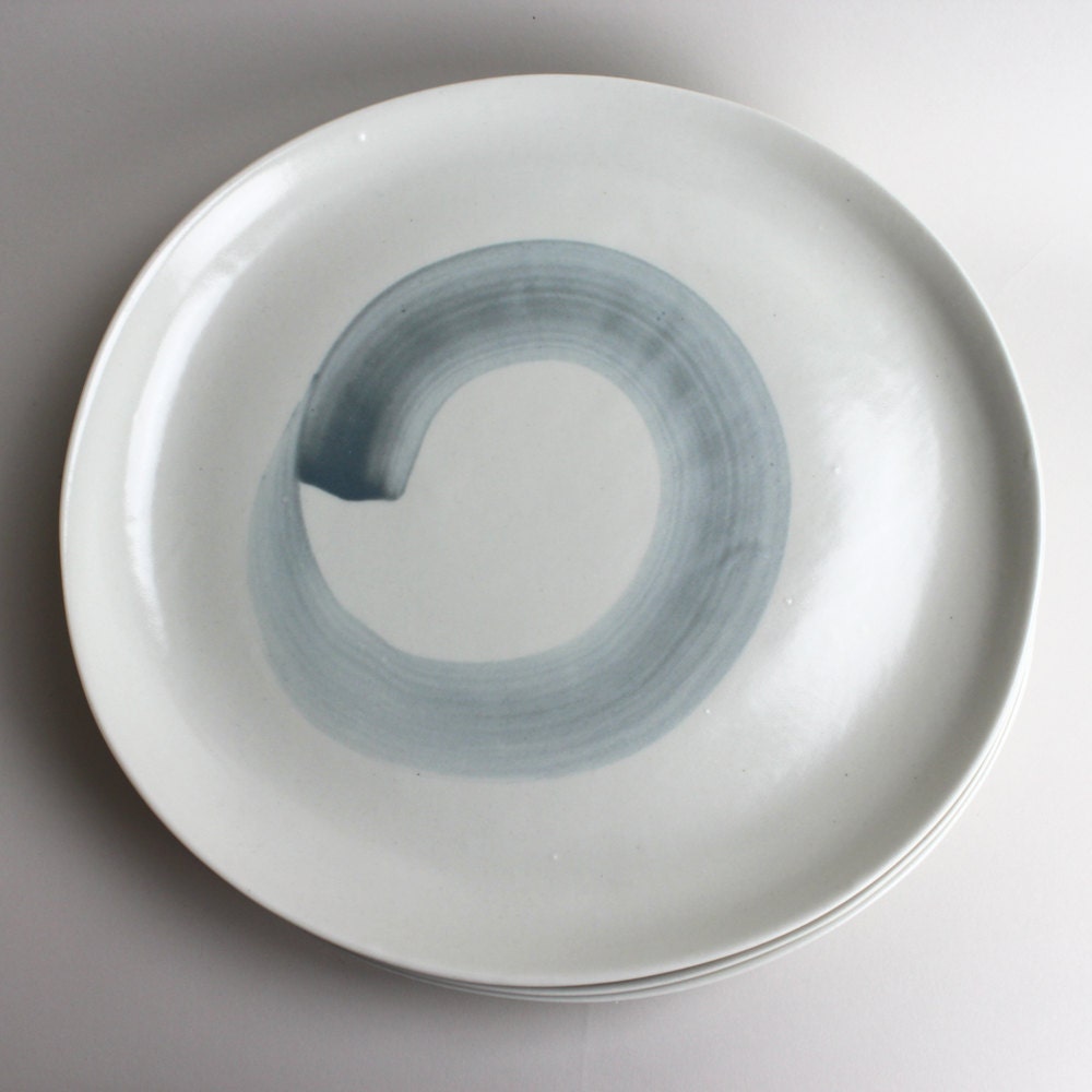 11.5" serving platter, ivory with blue-gray swirl