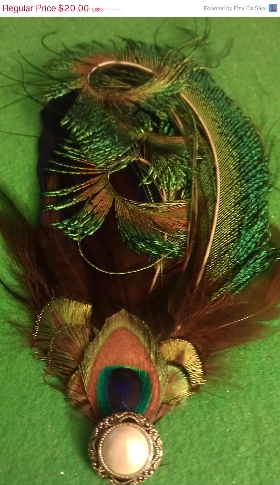 ON SALE Peacock, Peacock feather, peacock fascinator, retro,peacock clip,boho, fascinator, wedding fascinator, bridal clip, bride, wedding