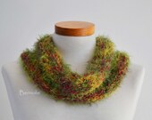 Green knitted Cowl Collar I969