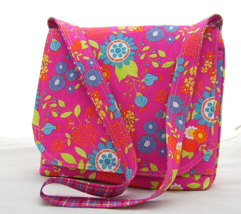 Cross Body Bag Messenger Bag Reversible-XL- Hot Pink Floral and Plaid with Matching Key Fob