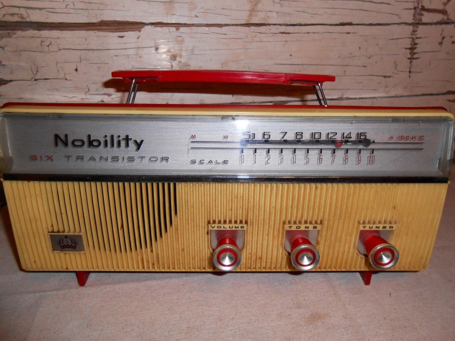 Vintage Nobility Six Transistor Radio