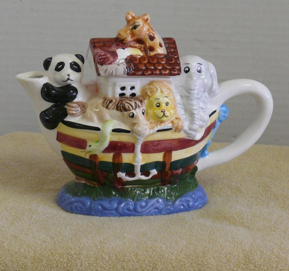 Noahs Ark Ceramic Decorative Teapot