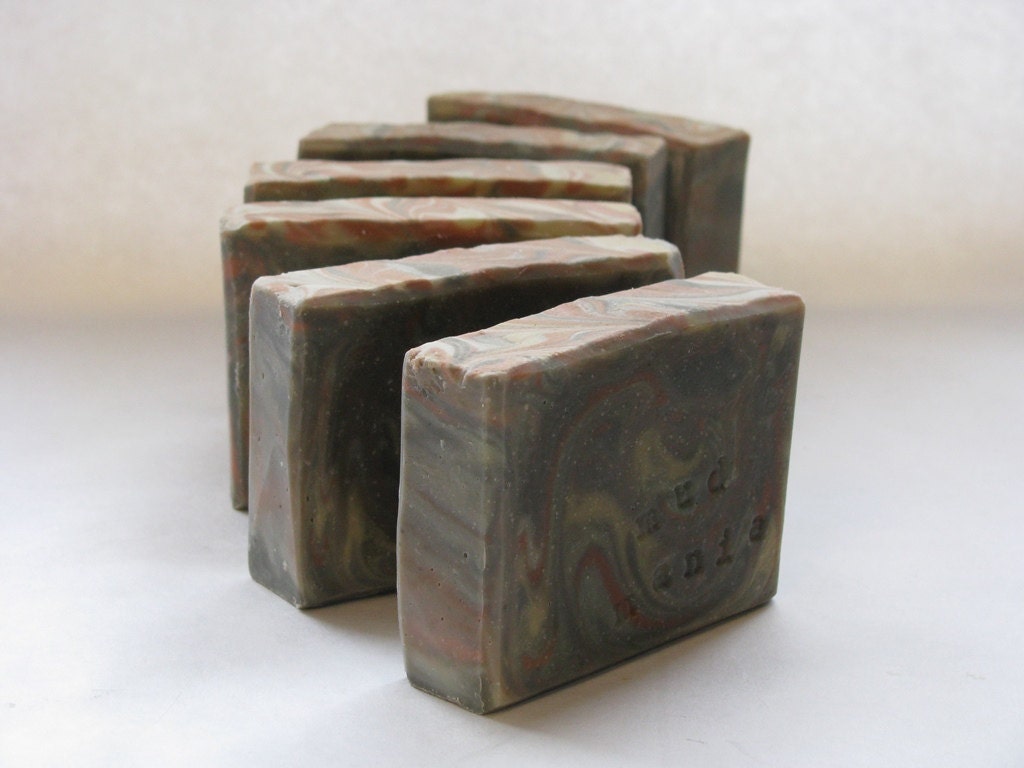 MUD MANIA  - Dead Sea Mud - 100% Pure Essential Oils and Clay