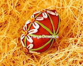 Ukrainian Easter Egg Pysanka White Daisy by Tanya Besedina