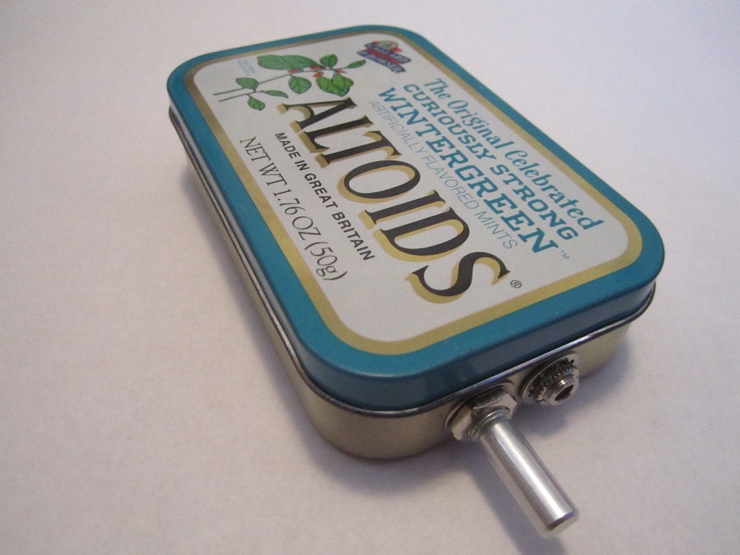 Portable Mint Tin MP3 Amp, With Speaker, Stereo Mixed, 10X Gain (Wintergreen Altoids)