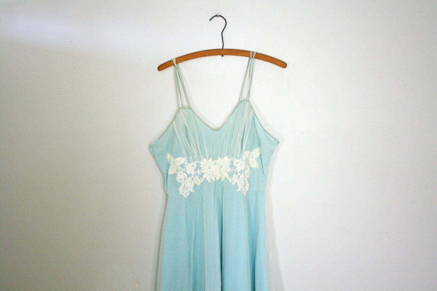 vintage 60s Something Borrowed Something Baby Blue Double Layer Nylon Floral Applique Nightie Nightgown