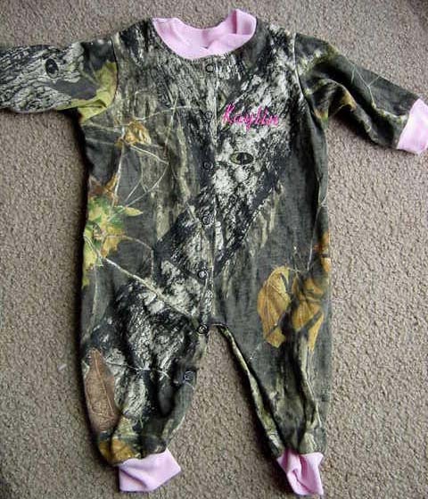 Camouflage Realtree  Pink Trim Baby Girl Infant Newborn Long Sleeve Baby Sleeper Creeper