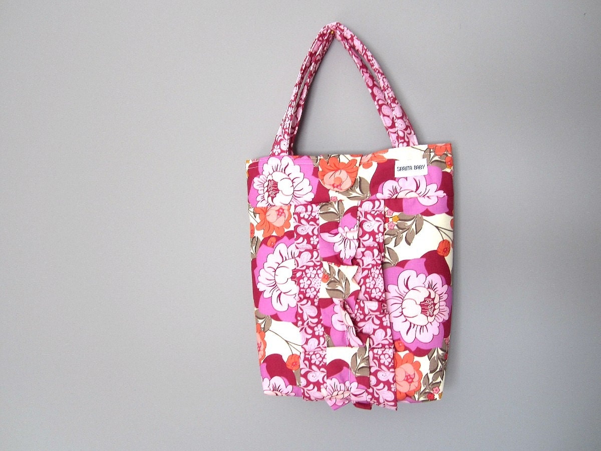 Meadowsweet Ruffled Tote