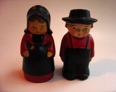 Vintage Amish Salt and Pepper Shakers by Brinn's of Pittsburgh, PA, Made in Japan