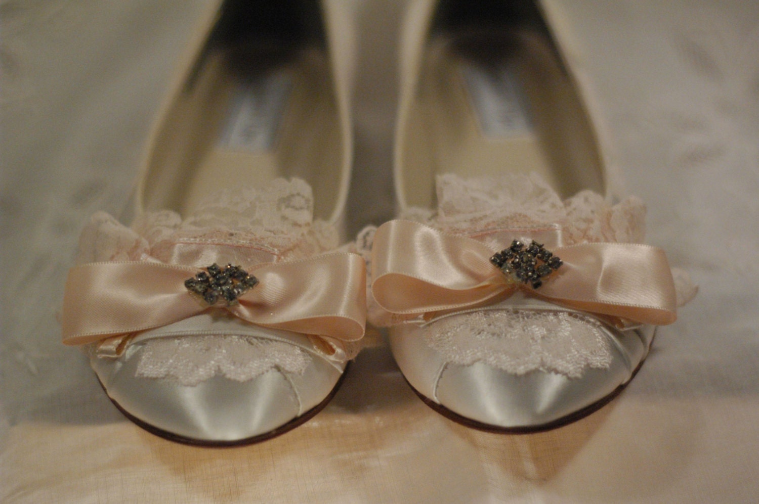 Marie Antoinette Blush & Ivory Lace Pumps