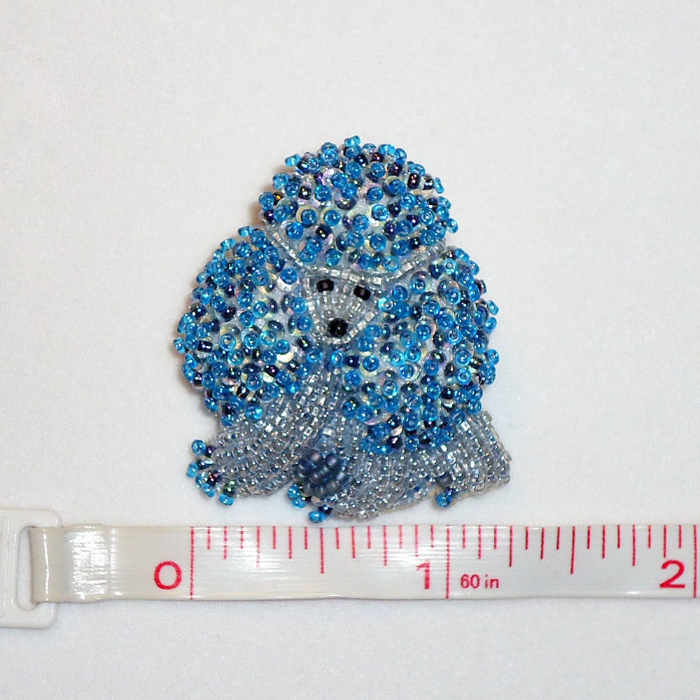 Tiny Blue & Gray Beaded MINIATURE POODLE dog art pin/ pendant (Ready to ship)
