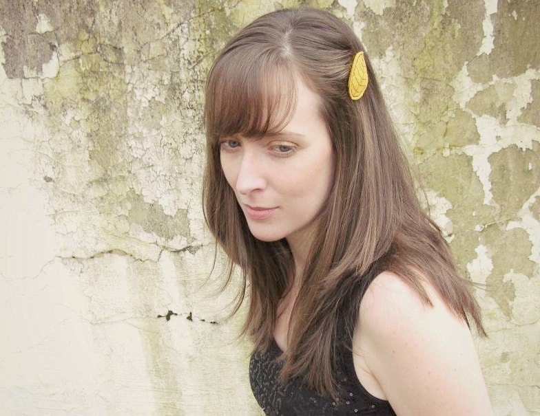 Felt Leaf Hair Clip Set // Choose 2 Leaves // Customize Your Very Own Leaf Pile // Autumn Accessories by OrdinaryMommy