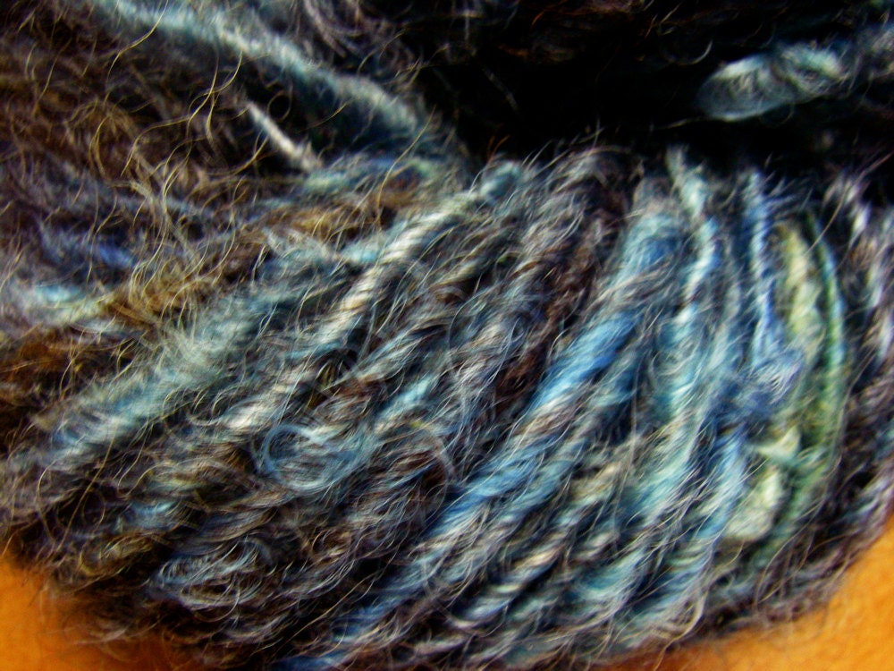 Handspun Lincoln Longwool Wool Yarn in Blue by KnoxFarmFiber