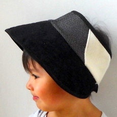 Girl's Black and White Visor