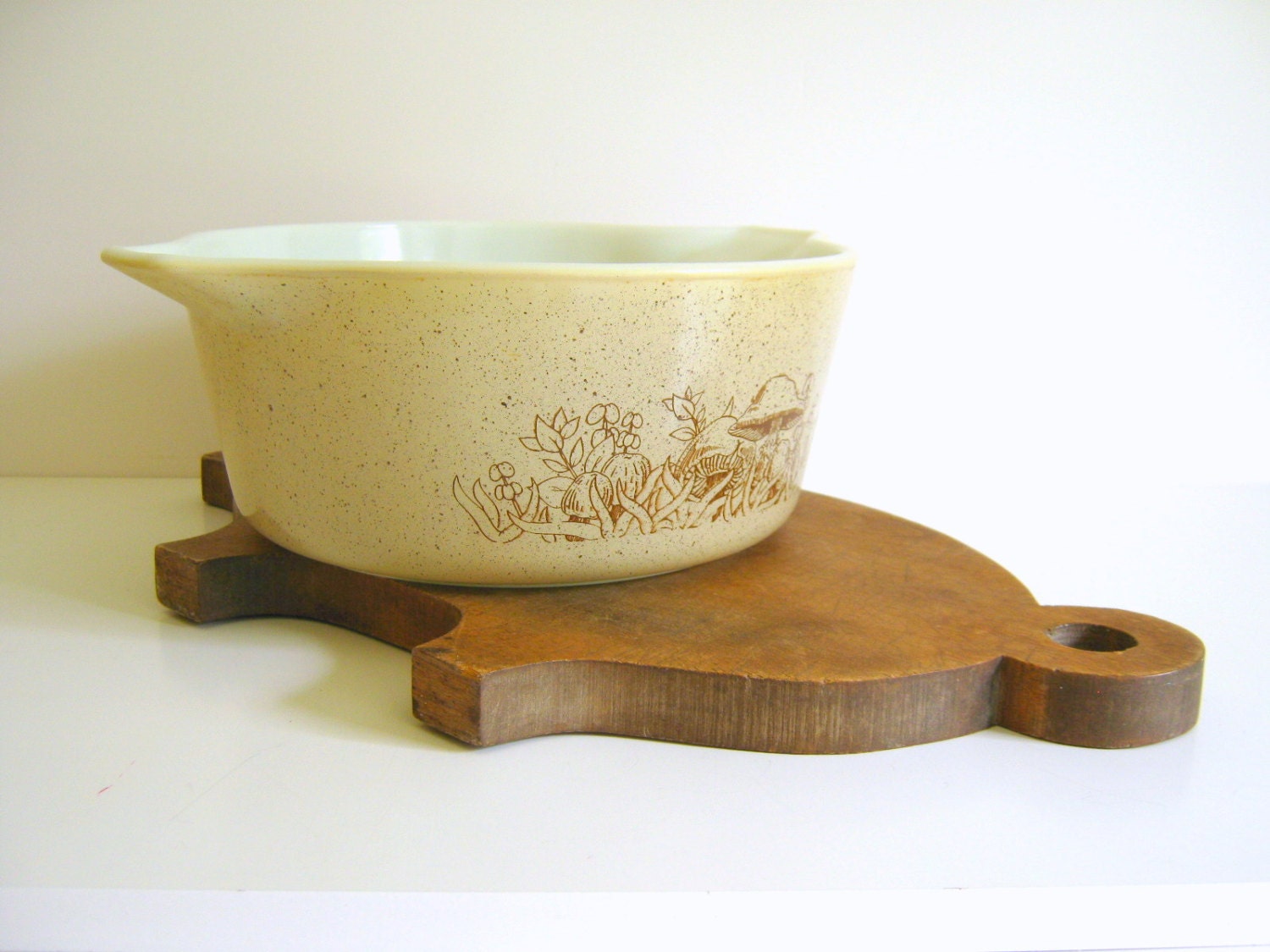 Vintage Pyrex Casserole, Forest Fancies, Cinderella Handles, Woodland